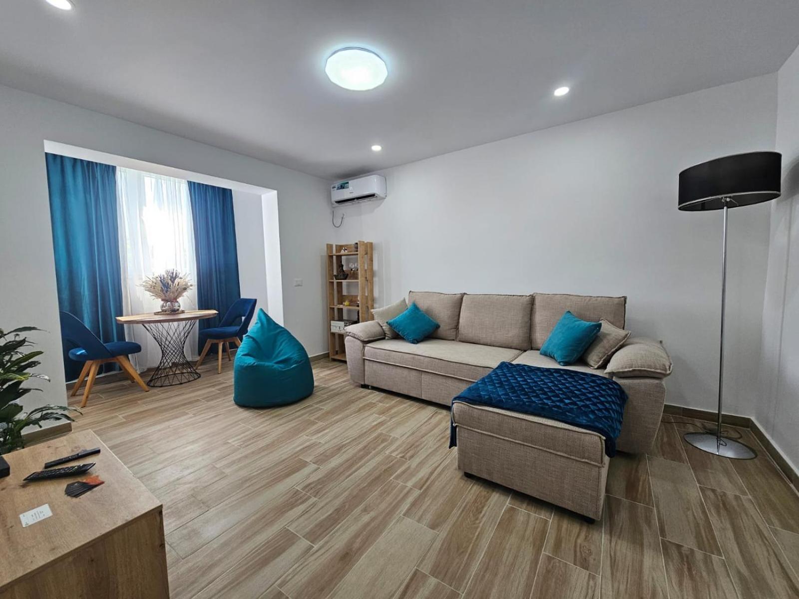Apartment R&b